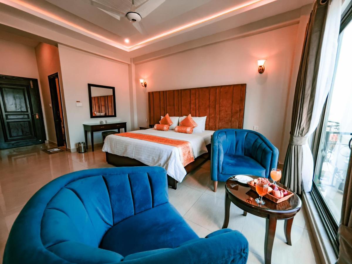 Mam Derai Swat Palace Hotel By Northin מראה חיצוני תמונה