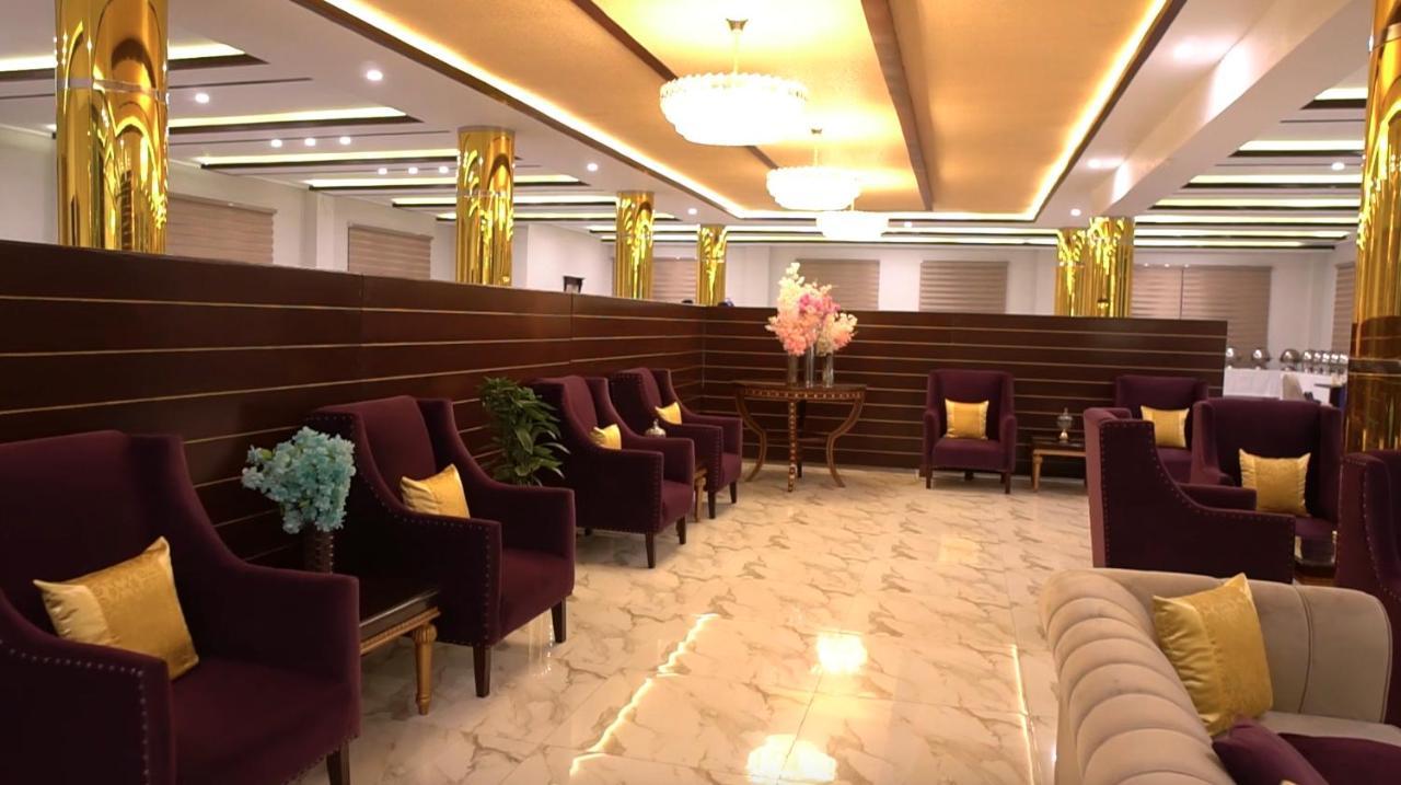 Mam Derai Swat Palace Hotel By Northin מראה חיצוני תמונה